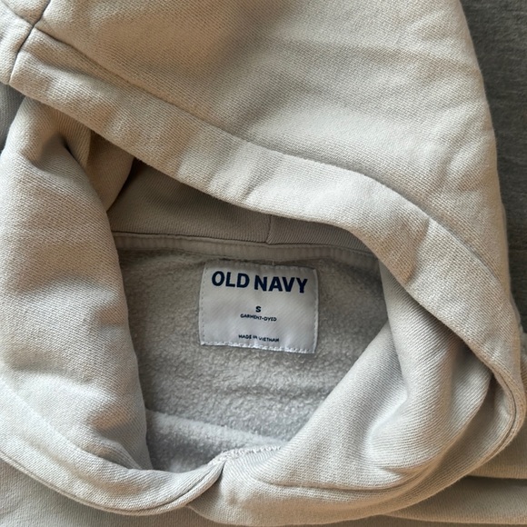 TRADED Old Navy Garment Dyed Hoodie - Picture 11 of 16